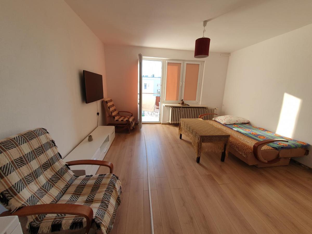 Centrum Apartament Konin  Esterno foto